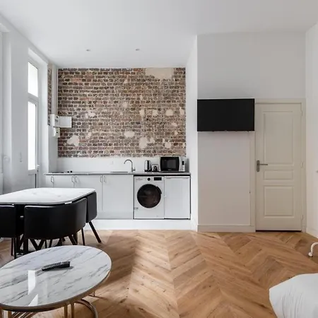 Jouffroy D'abbans/batignolles Charming Studio 4p Παρίσι
